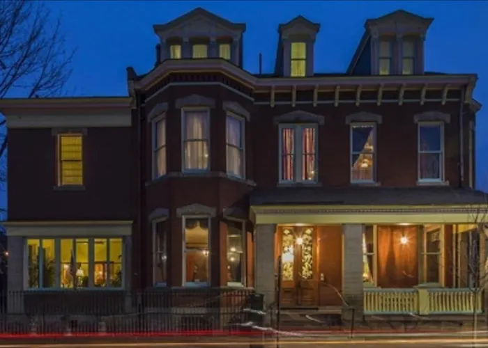Hotel Villagio Boutique Pittsburgh